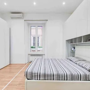 Apartment Lussuoso Accanto Al Colosseo Italy